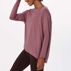 Lululemon back in action LS sz 6